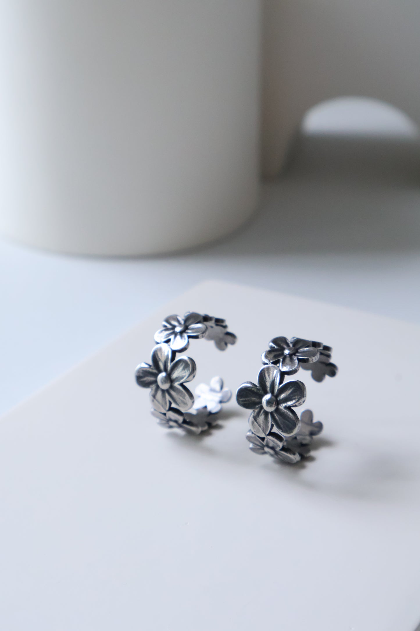 Vintage Flower Adjustable Ring