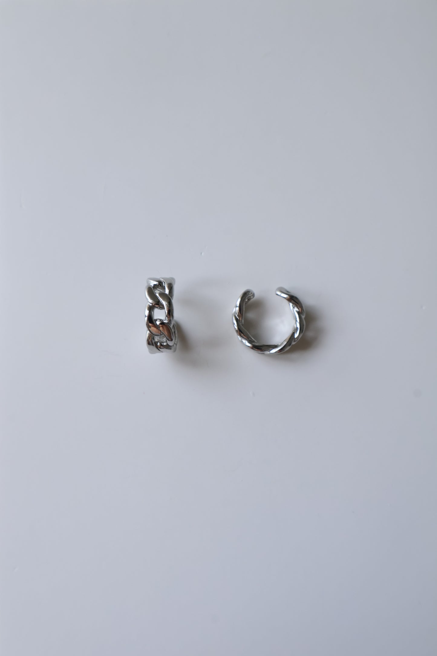 Silvery Chains Earcuff